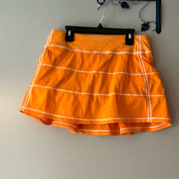 lululemon athletica Pants - LULULEMON PACE REVIAL SHORTS